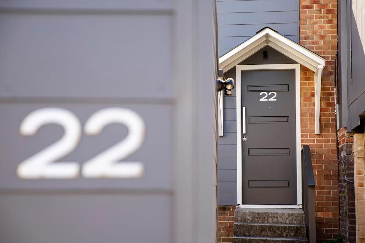 Elegance At The Entrance Apartment Exterior photo